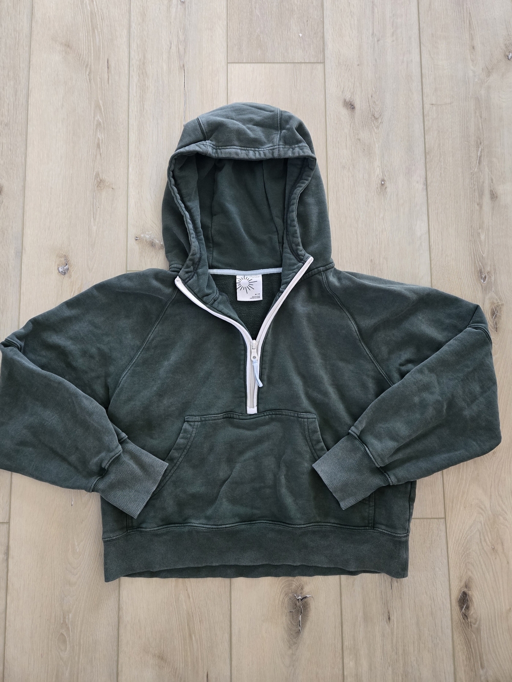 Aerie Offline Women's dark green quarter-zip cropped hoodie Size Medium